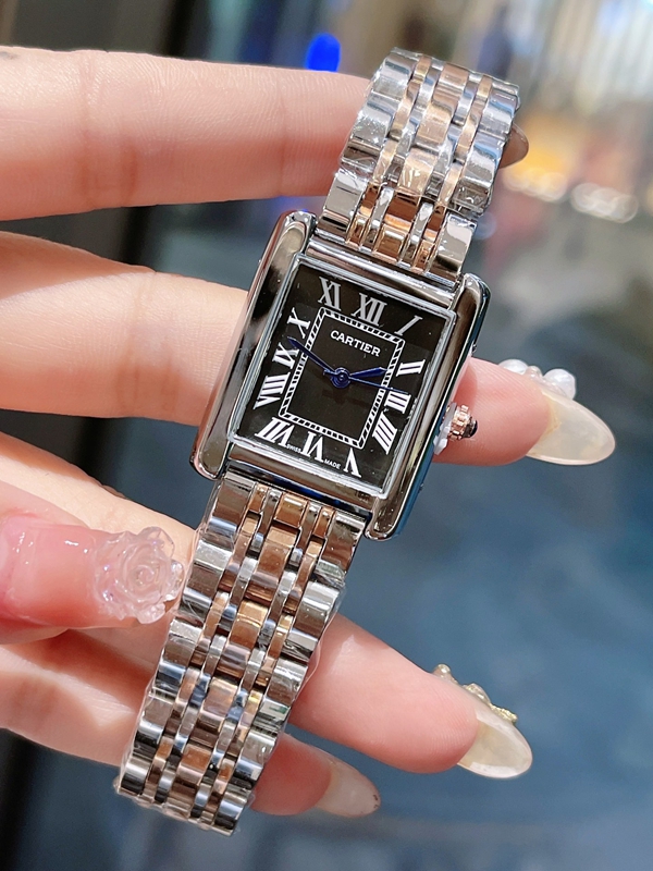 ブランド時計背面デザイン